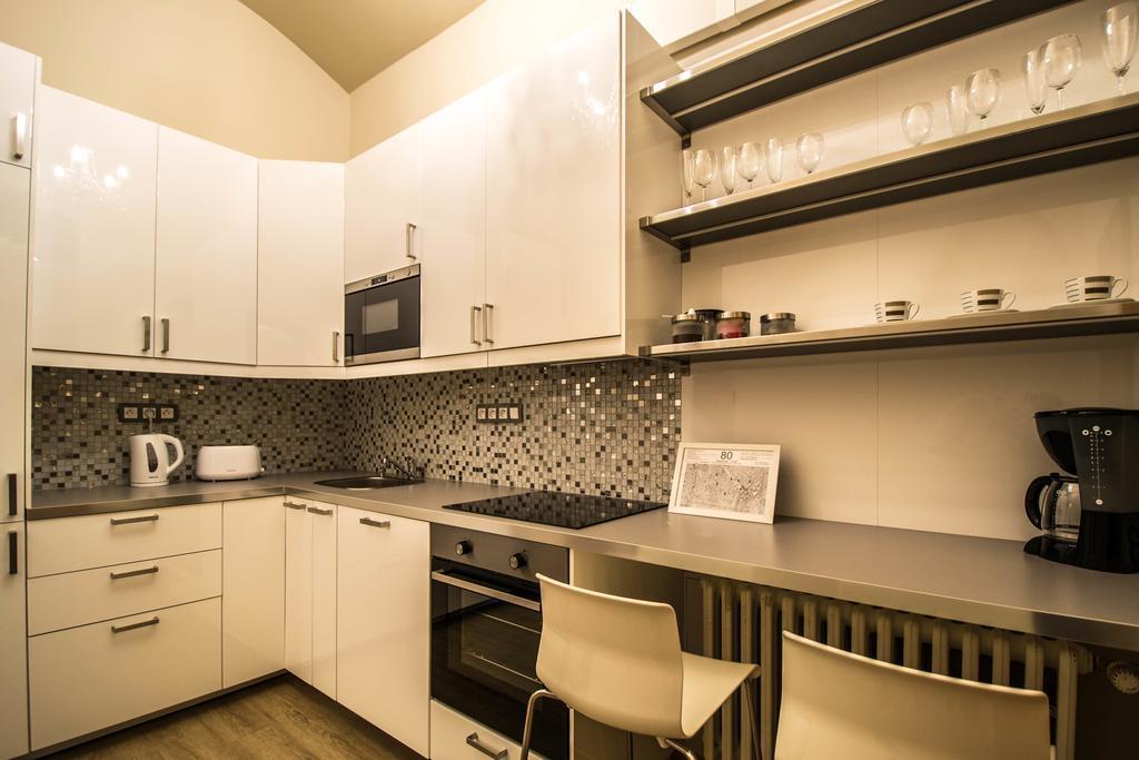 4Bdr Historical Spirit Apt By Ruterra Praga Exterior foto