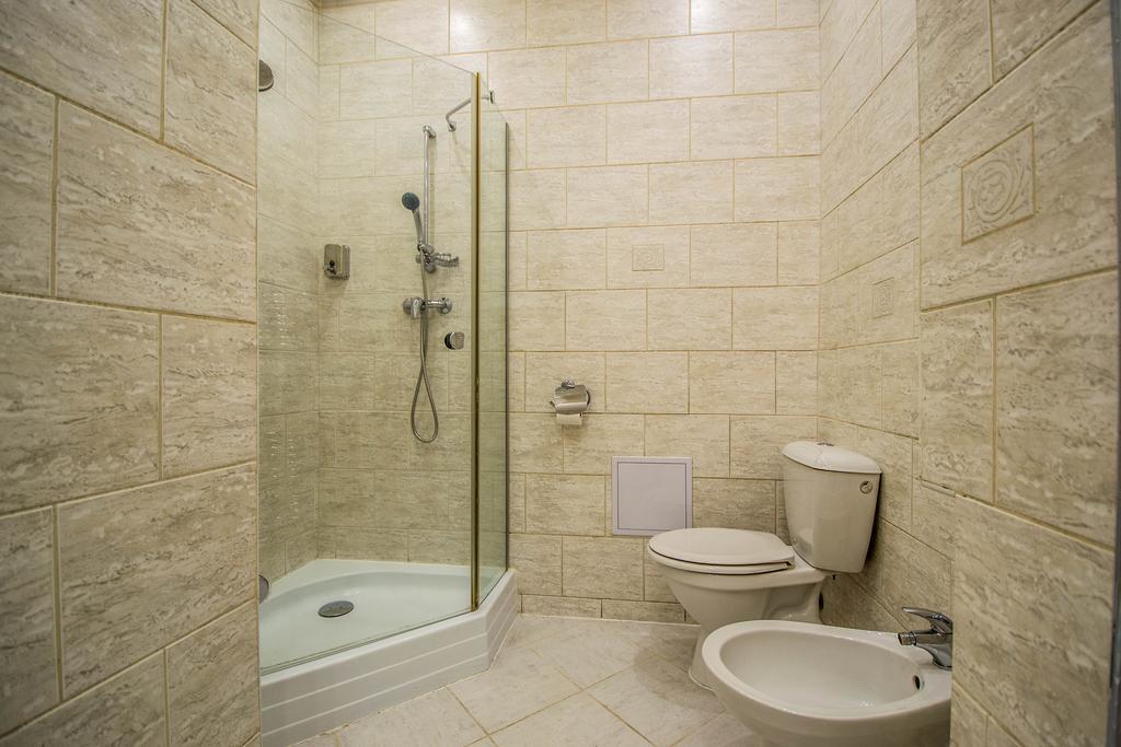 4Bdr Historical Spirit Apt By Ruterra Praga Exterior foto
